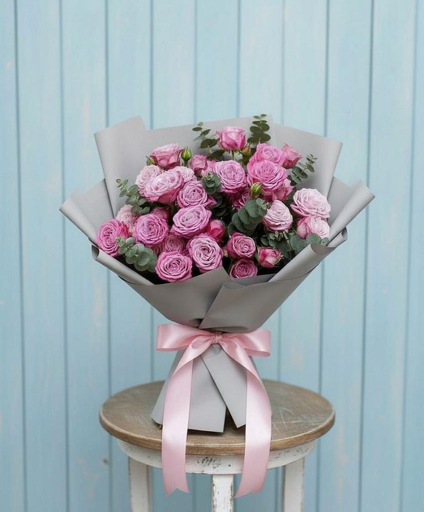 Букет цветов из: Розы в Начале