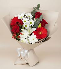 Букет цветов из:  Розы, Хризантемы, Герберы и Лилии в Начале