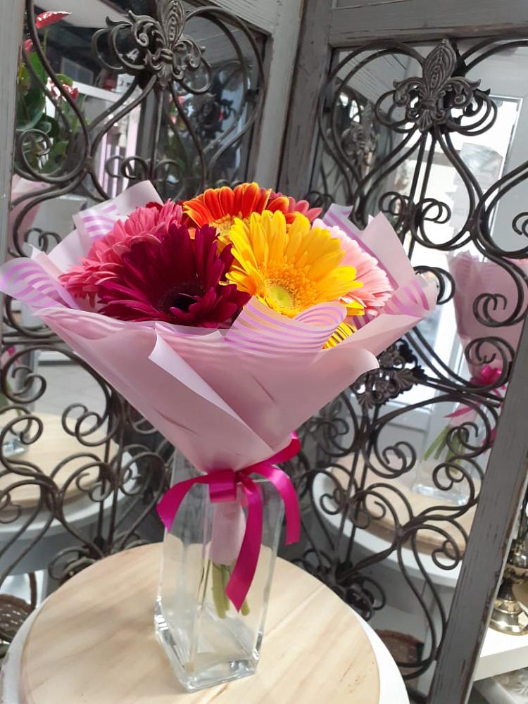 Букет цветов из: Герберы в Начале