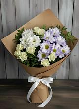Букет цветов из:  Хризантемы и Розы в Начале
