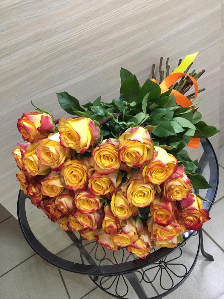 Букет Желтые розы в Начале