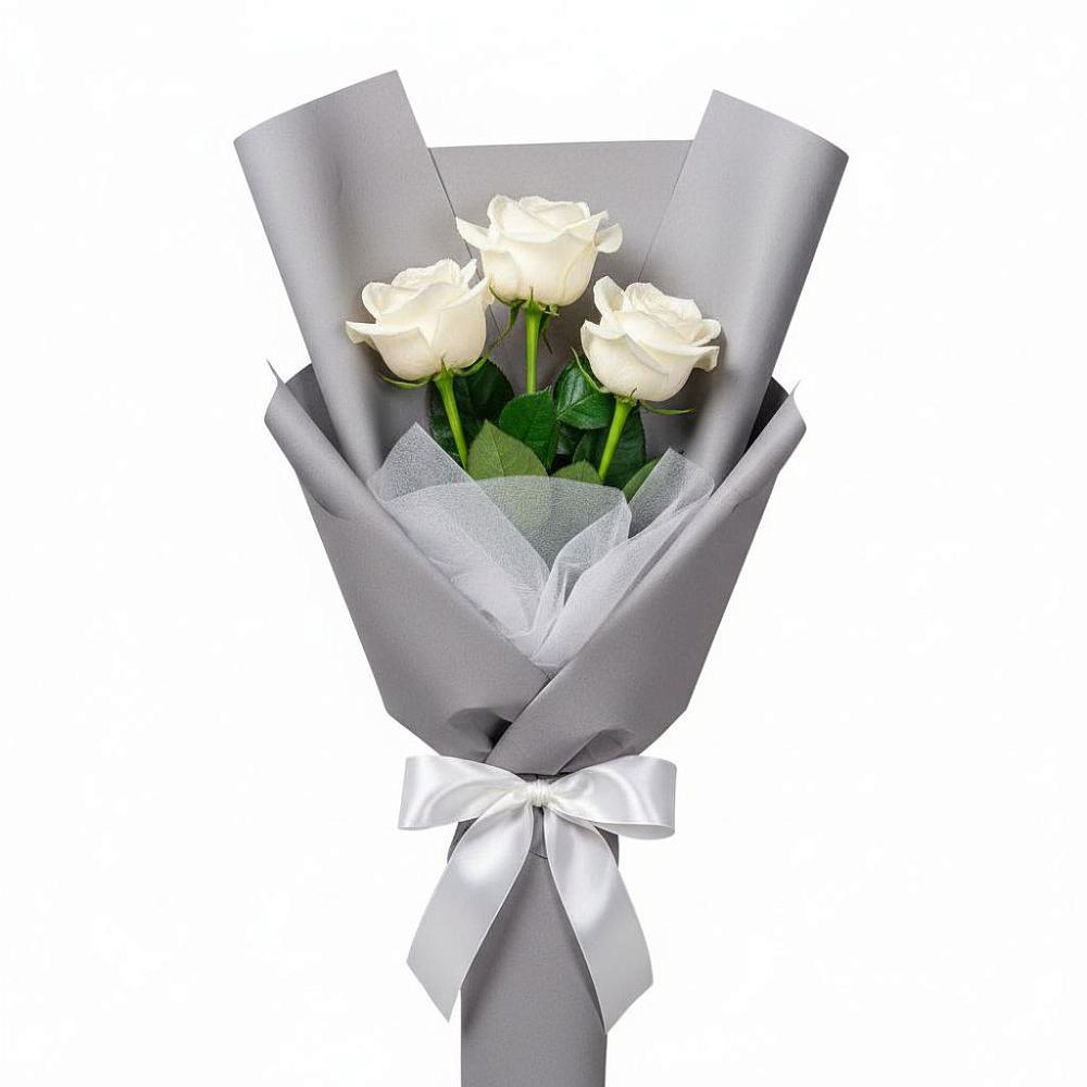 Букет 3 белые розы в Начале