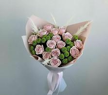Букет цветов из:  Розы и Хризантемы в Начале