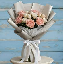 Букет цветов из:  Розы в Начале