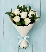 Букет цветов из:  Розы #REPLACE_PRED# Начале