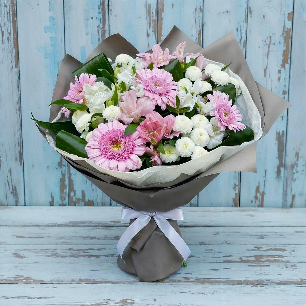 Букет цветов из: Герберы, Альстромерии и Хризантемы в Начале