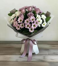 Букет цветов из:  Хризантемы и Розы в Начале