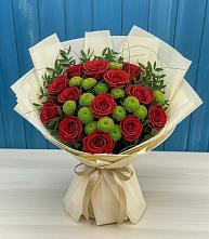 Букет цветов из:  Розы и Хризантемы в Начале