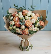 Букет цветов из:  Альстромерии и Розы #REPLACE_PRED# Начале